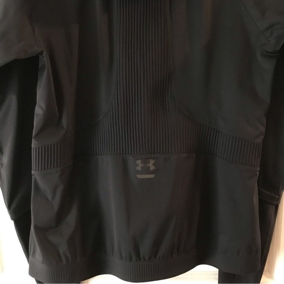 Under Armour Perpetual Storm Run Jacket - Picture 6 of 14